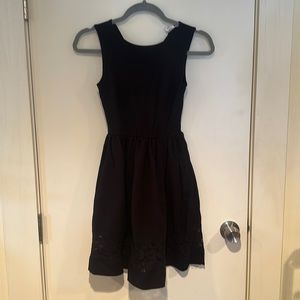 Sleeveless dress